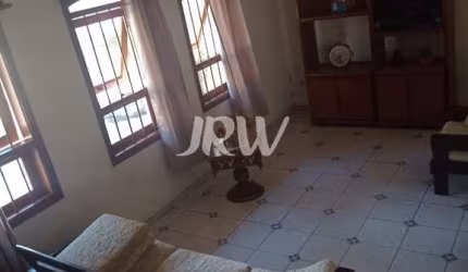 CASA TERREA , JARDIM AMERICA , INDAIATUBA SP  TERRENO 250 M2 AREA CONSTRUIDA 154 M2