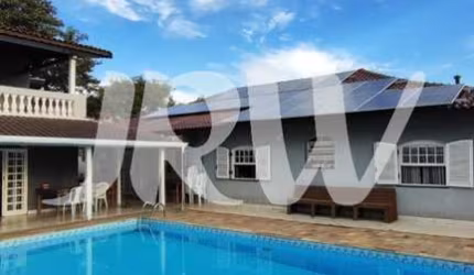 CASA À VENDA VILA SUIÇA, INDAIATUBA-SP  'TOTALMENTE MOBILIADA.'  Excelente localização e bairro tranquilo,  4 suites inte