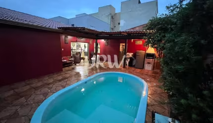 VENDO OU ALUGO CASA TÉRREA COM PISCINA BAIRRO MOACYR ARRUDA NA CIDADE DE INDAIATUBA SP