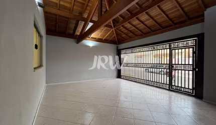 VENDE-SE SOBRADO NO BAIRRO JARDIM REGENTE NA CIDADE DE INDAIATUBA - SP  Área Terreno 130 m² Área Construída 180 m²   3 Dormitórios sendo 1 suíte  Piso