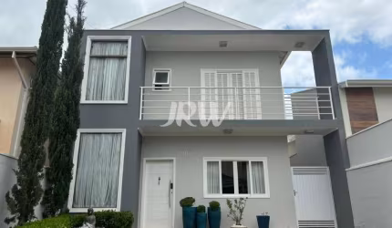 SOBRADO A VENDA NO CONDOMÍNIO VILLADIO DI ITAICINO BAIRRO DE ITAICI NA CIDADE DE INDAIATUBA -SP  Área terreno 150 m² Área Constrída 160 m²  3 Quartos