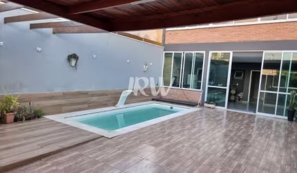CASA ( SOBRADO ) A VENDA NO BAIRRO JARDIM DOS SABIAS NA CIDADE DE INDAIATUBA SP