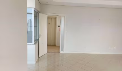 Residencial Edifício Dal Canton - Indaiatuba/SP  O edifício é composto de um apartamento por andar, ideal para quem gosta de espaço e exclusividade.