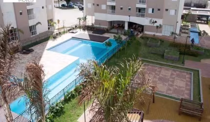 Apartamento com 2 quartos sendo um suíte ,cozinha com armários planejados, sala de jantar e estar, banheiro social, área de serviço com armário.