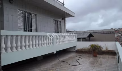 CASA PARA ALUGAR COM 3 DORMITÓRIOS, 1 SUÍTE,  SACADA, 2 SALÕES COMÉRCIAIS, CHURRASQUEIRA E FOGÃO COM LENHA, 3 VAGAS DE GARAGEM, JARDIM SÃO BENTO NOVO.