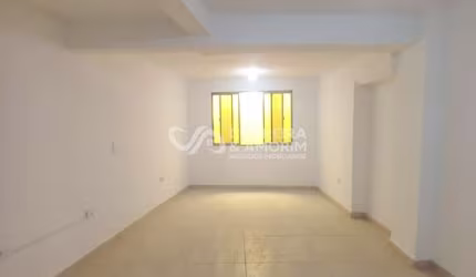 ALUGO SALA COMÉRCIAL COM 60m², PRÓXIMO AO HOSPITAL CAMPO LIMPO, VILA MARACANÃ, AVENIDA FIM DE SEMANA, ESTRADA DE ITAPECERICA, SHOPPING CAMPO LIMPO.