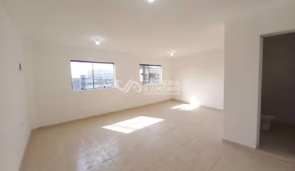 ALUGO SALA COMÉRCIAL COM 75m², PRÓXIMO AO HOSPITAL CAMPO LIMPO, VILA MARACANÃ, AVENIDA FIM DE SEMANA, ESTRADA DE ITAPECERICA, SHOPPING CAMPO LIMPO.