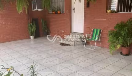 CASA TÉRREA A VENDA, 3 DORMITÓRIOS, SUÍTES, ESPAÇO GOURMET, 02 VAGAS DE GARAGEM, PRÓXIMO METRO CAMPO LIMPO, SHOPPING CAMPO LIMPO, EST ITAPECERICA