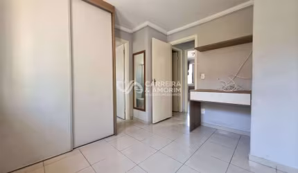 CASA A VENDA EM CONDOMÍNIO, 3 DORMITÓRIOS, SUÍTE, SALA 2 AMBIENTES, 3 BANHEIROS, QUINTAL, 2 VAGAS. CONDOMINIO VILLAGIO VILA FIORI. PARQUE MUNHOZ.