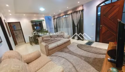 CASA A VENDA, SOBRADO 4 DORMITÓRIOS, 4 SUÍTES, ÁREA GOURMET COM CHURRASQUEIRA, 3 VAGAS COBERTAS. EDÍCULA NOS FUNDOS E QUINTAL. VILA DAS BELEZAS.