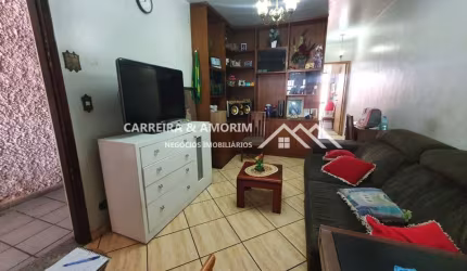 CASA A VENDA, SOBRADO 2 DORMITÓRIOS, SALA 2 AMBIENTES, CHURRASQUEIRA, VAGA COBERTA. 900 METROS METRÔ GIOVANNI E TERMINAL JOÃO DIAS. VILA DAS BELEZAS.