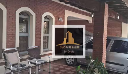 Casa à venda, 200 m² por R$ 1.060.000,00 - Conjunto Residencial Trinta e Um de Março - São José dos Campos/SP