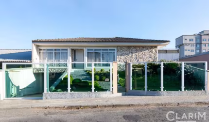 Casa com 6 quartos à venda na Santos Dumont, 1175, Centro, Campo Largo por R$ 1.980.000