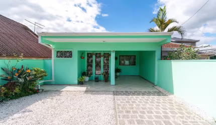 Casa com 3 quartos à venda na Quintino Bocaiuva, 756, Vila Bancária, Campo Largo por R$ 555.000