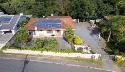 Casa com 3 quartos à venda na Erminio Leal, 452, Bugre, Balsa Nova por R$ 450.000