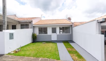 Casa em condomínio fechado com 2 quartos à venda na Amazlio Lavall, 640, Jardim Florestal, Campo Largo por R$ 225.000