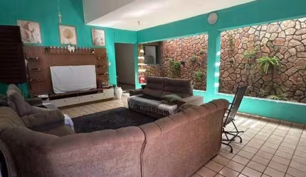 Casa com 3 dormitórios à venda, 200 m² por R$ 850.000 - Bessa - João Pessoa/PB