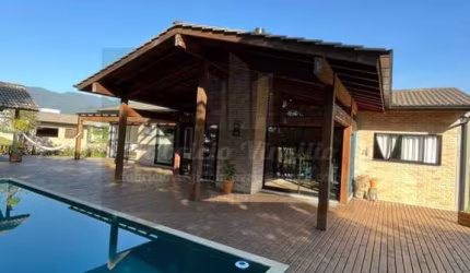 Casa para Venda em Santo Amaro da Imperatriz, Sul Do Rio, 3 dormitórios, 2 suítes, 4 banheiros, 2 vagas