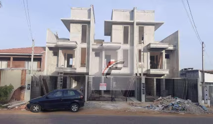 Sobrado com 4 dormitórios à venda, 100 m² por R$ 470.000,00 - Sítio Cercado - Curitiba/PR