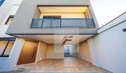 Sobrado com 4 dormitórios à venda, 280 m² por R$ 2.240.000 - Cruzeiro - São José dos Pinhais/PR
