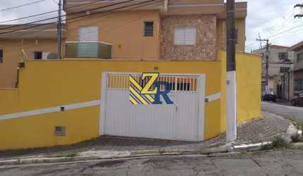 Sobrado bem localizado com 85m² à venda na Vl. Carrão – 2 dormitórios com suíte – 3 vagas