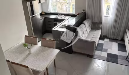 Casa com 2 quartos à venda na Rua Anhangüera, Vila Curuçá, Santo André por R$ 530.000