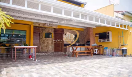 Casa com 4 quartos à venda na Rua Teffé, Santa Maria, São Caetano do Sul por R$ 1.600.000