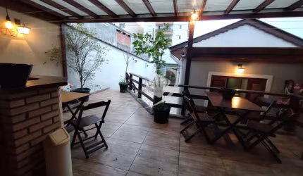 Casa com 2 quartos à venda na Rua Tibagi, Santa Maria, São Caetano do Sul por R$ 920.000