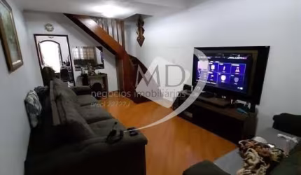 Casa com 2 quartos à venda na Avenida Doutor Augusto de Toledo, Santa Paula, São Caetano do Sul por R$ 650.000