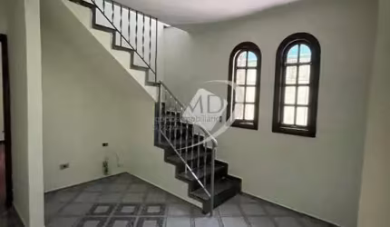 Casa com 3 quartos para alugar na Rua Ribeirão Pires, Mauá, São Caetano do Sul por R$ 3.400