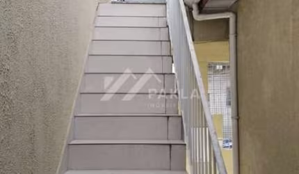 Casa com 2 quartos para alugar na Vila Canero, São Paulo  por R$ 2.500