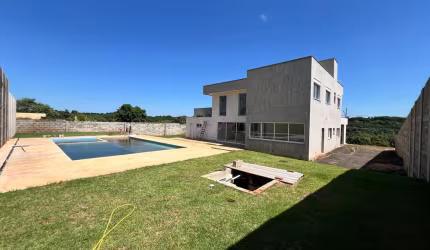 Sobrado à Venda no Residencial Maanaim - Área construída: 346m² | Terreno: 1.296 m²