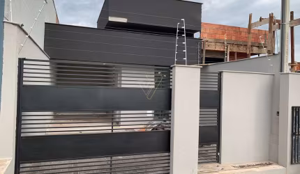 Casa nova, recém construída a venda no Jardim Maria Luiza em Londrina, PR