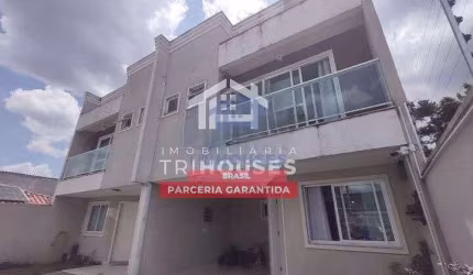 Maravilhoso sobrado à venda, todo mobiliado com hidromassagem. 
Próximo a tudo no bairro Boqueirão,
