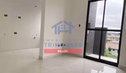 Maravihoso apartamento duplex. Em São José dos Pinhais. No bairro Cidade Jardim.