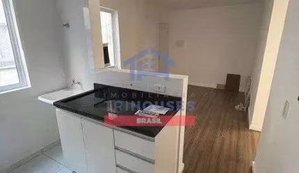 Lindo apartamento com 2 quartos à venda, Jardim Santo Antônio, Almirante Tamandaré, PR por apenas R