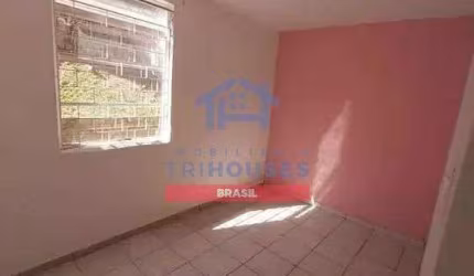 Excelente Apartamento térreo com 2 dormitórios à Venda no  Bairro Alto, Curitiba, PR