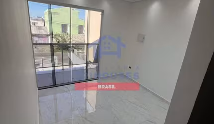 Excelente Triplex  à venda no bairro, Sítio Cercado, Curitiba, PR
