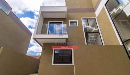 Sobrado Novo com 3 dormitórios e suite alto padrão com terraço à venda, no bairro Uberaba, Curitiba