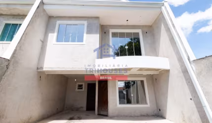 Maravilhoso Sobrado com 4 dormitórios , 2 suítes à venda, no bairro Cajuru, Curitiba, PR