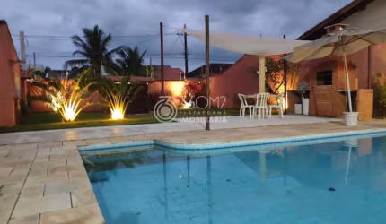 Casa para Venda em Itanhaém, Jardim Grandesp, 4 dormitórios, 1 suíte, 3 banheiros, 9 vagas