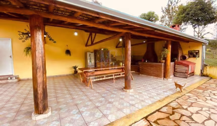 Chacara com 24.200 m² - 3 Doms sendo 1 Suíte - Monteiro Lobato