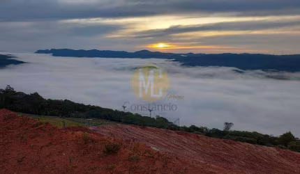 Terreno com 5.500 m² no Condomínio Pedra de Fogo - Campos do Jordão