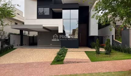 Casa em Condomínio na Vila do Golfe | 3 suítes | 4 vagas