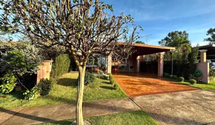Casa no Condomínio Caimbé | 3 dormitórios | 4 vagas