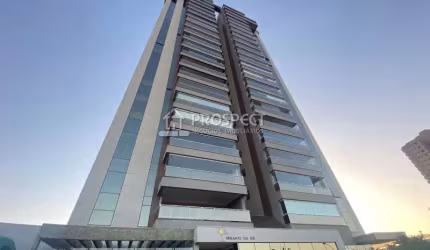 Apartamento 195m² 3 Suites, 4 vagas de carro 1 de moto