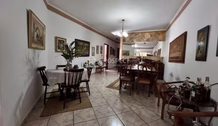 Casa com 4 quartos à venda na Avenida Benedito Rodrigues Pinheiro, Jardim Califórnia, Ribeirão Preto por R$ 750.000