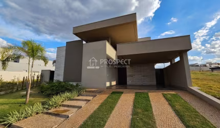 Casa no Condomínio Quinta dos Ventos | 3 suítes | 4 vagas