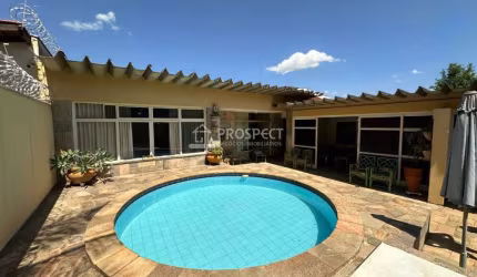 Casa no Jardim Sumaré | 3 suítes | 4 vagas de garagem