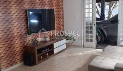 Casa na Lagoinha | 4 dormitórios | 2 vagas cobertas